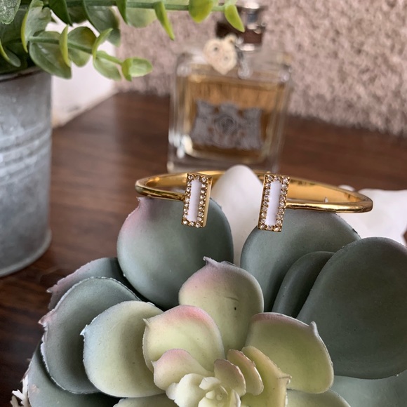 White & Gold Kate Spade enamel adventure bracelet - Picture 3 of 8